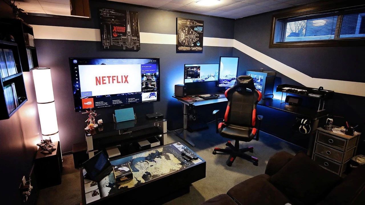 IG奪冠夜，電競(jìng)主題電腦房酷炫燈光效果全解析